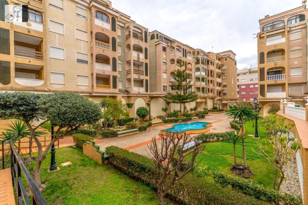 Apartment To Rent In Costa Blanca Torrevieja Extérieur photo